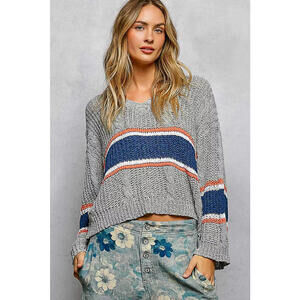 V-Neck Striped Pattern Cropped Knit Top with Cable Knit Detail